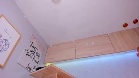 Snapshot of maryevans_ chatting on February 18, 2025, 12:06 pm online show from February 18, 2025, 12:06 pm