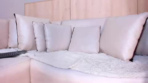 Snapshot of maryevans_ chatting on March 3, 2025, 12:58 pm online show from March 3, 2025, 12:58 pm