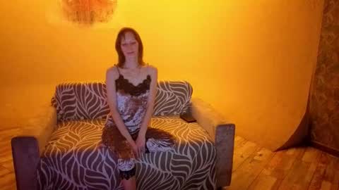 maryklite_ online show from January 16, 2026, 9:57 am