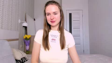 Mari online show from March 12, 2026, 7:25 am