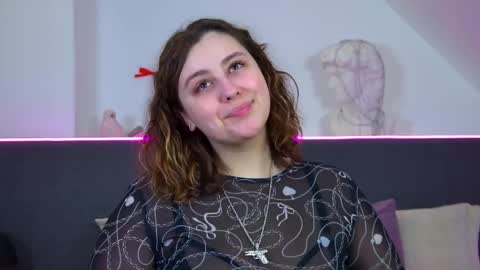 MaryMurrays online show from February 1, 2026, 6:28 pm