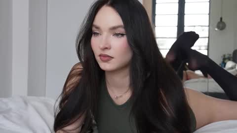 Snapshot of marypsiss chatting on March 30, 2026, 10:27 am Marina online show from March 30, 2026, 10:27 am