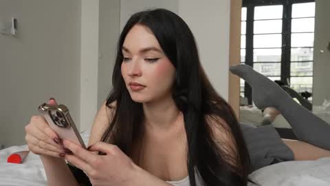 Snapshot of marypsiss chatting on April 14, 2026, 8:42 am Marina online show from April 14, 2026, 8:42 am