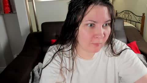 Snapshot of maryswon chatting on December 25, 2024, 5:05 pm Mary online show from December 25, 2024, 5:05 pm