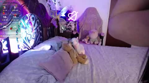 Mary online show from November 30, 2025, 3:32 am