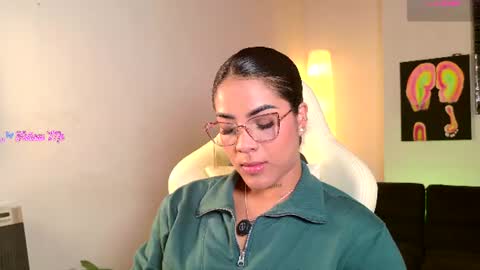 maryybellax online show from July 24, 2026, 1:14 am