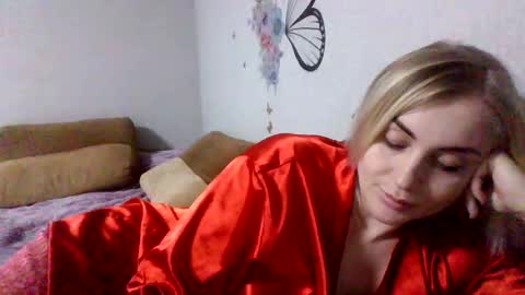 maryyemm online show from January 4, 2025, 7:13 pm