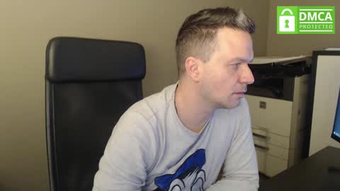 Snapshot of maschiodavide89 chatting on January 27, 2025, 7:24 am David online show from January 27, 2025, 7:24 am