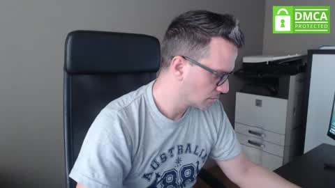 Snapshot of maschiodavide89 chatting on February 4, 2025, 8:13 am David online show from February 4, 2025, 8:13 am