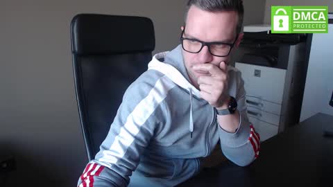 Snapshot of maschiodavide89 chatting on March 4, 2025, 10:57 am David online show from March 4, 2025, 10:57 am