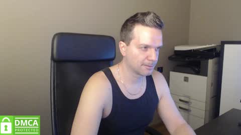 Snapshot of maschiodavide89 chatting on March 10, 2025, 7:32 am David online show from March 10, 2025, 7:32 am