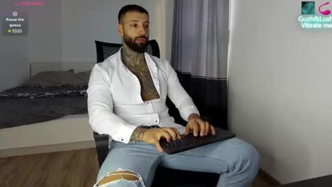 masculineguy69 online show from October 19, 2025, 5:08 am