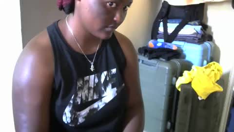 Cate online show from November 5, 2025, 7:41 am