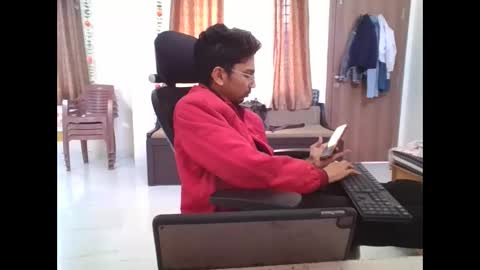 maskboyz2003 online show from December 22, 2024, 4:39 am