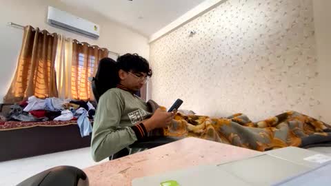 maskboyz2003 online show from November 16, 2025, 3:45 am