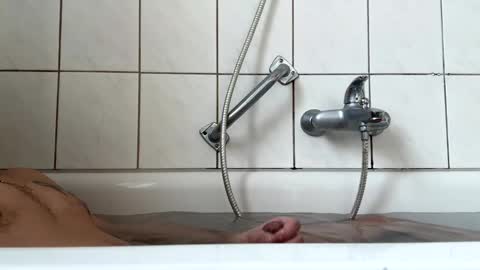 maskeddmann online show from December 20, 2024, 11:10 am