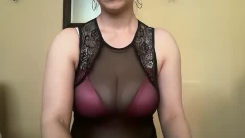 maskedflirt3 online show from April 17, 2026, 9:51 pm
