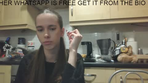 Snapshot of maskedman699 chatting on December 14, 2024, 8:51 pm Extreme Couple online show from December 14, 2024, 8:51 pm