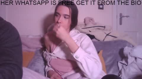 Snapshot of maskedman699 chatting on January 1, 2025, 11:40 pm Extreme Couple online show from January 1, 2025, 11:40 pm