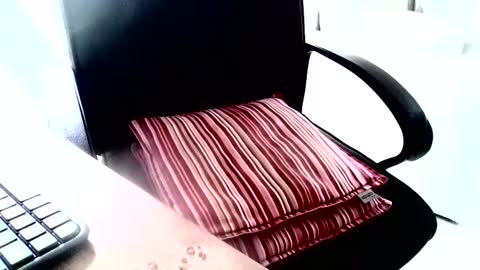 Snapshot of maskime59 chatting on February 12, 2025, 10:24 am maskime59 online show from February 12, 2025, 10:24 am