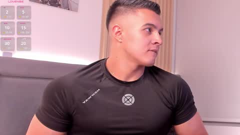 Mason Bennet online show from April 11, 2026, 12:15 am