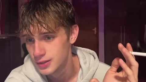 Snapshot of mason_gallagher chatting on November 18, 2025, 10:36 pm Mason online show from November 18, 2025, 10:36 pm