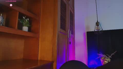 Snapshot of massimo_alessandro chatting on October 11, 2025, 5:17 am   online show from October 11, 2025, 5:17 am