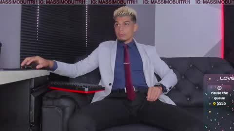 I am Massimo online show from January 13, 2026, 1:16 pm