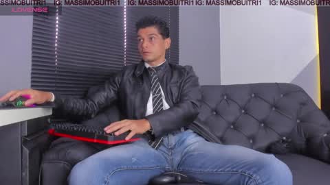 I am Massimo online show from May 13, 2026, 12:35 pm