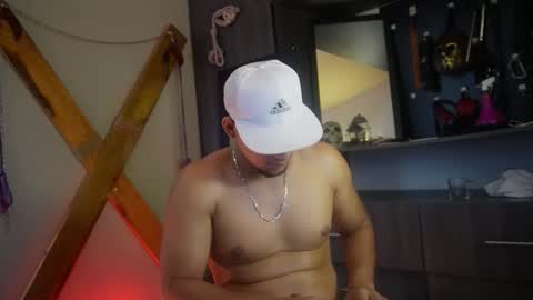 massimo_vidal online show from September 15, 2025, 5:13 pm