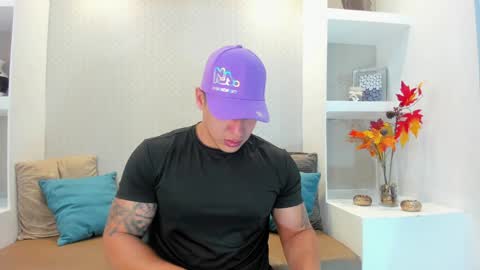 Massimo Contie online show from January 7, 2025, 11:58 am