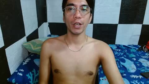 Snapshot of massive_boner02 chatting on January 16, 2025, 1:37 am massive_boner02 online show from January 16, 2025, 1:37 am