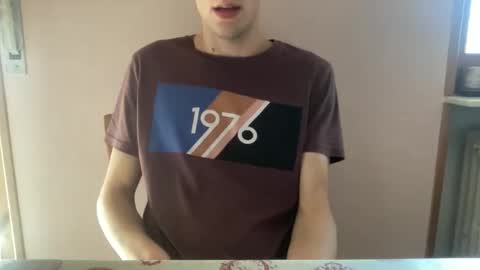 Snapshot of massiverob99 chatting on May 9, 2026, 1:16 pm massiverob99 online show from May 9, 2026, 1:16 pm