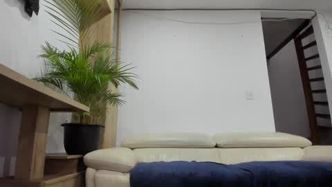 Snapshot of master4pigbitchslv chatting on February 28, 2025, 11:14 am Domi online show from February 28, 2025, 11:14 am