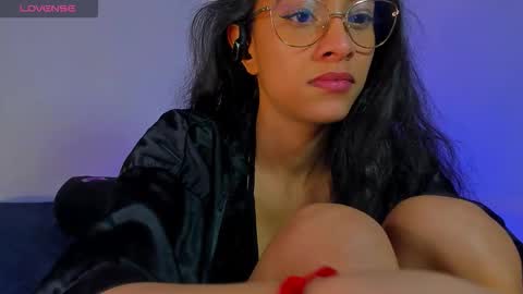 Kamila online show from March 12, 2026, 12:17 am