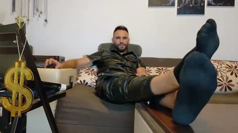 Snapshot of master_roberto333 chatting on July 19, 2026, 5:38 pm SIR online show from July 19, 2026, 5:38 pm