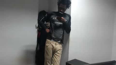 Snapshot of masterdomfuck chatting on February 6, 2026, 8:51 am Masterdomfuck online show from February 6, 2026, 8:51 am