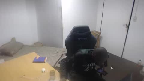 Masterdomfuck online show from May 27, 2026, 1:57 am