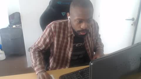 Masterdomfuck online show from May 30, 2026, 4:37 pm