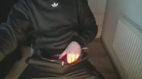 Snapshot of masterjepp92 chatting on March 10, 2025, 10:45 pm masterjepp92 online show from March 10, 2025, 10:45 pm