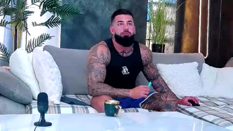 masterkingofmuscle online show from September 15, 2025, 8:03 am