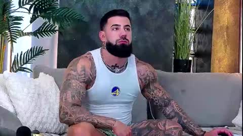 masterkingofmuscle online show from October 15, 2025, 10:04 am