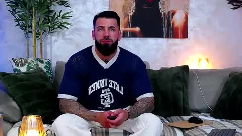 masterkingofmuscle online show from April 8, 2026, 6:46 am