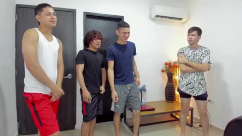 Team Cris Darwin- Fernando- Stiven- David online show from January 24, 2025, 11:48 am