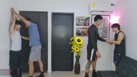 Snapshot of masters_sexx chatting on June 4, 2026, 11:16 am Team Cris Darwin- Fernando- Stiven- David online show from June 4, 2026, 11:16 am