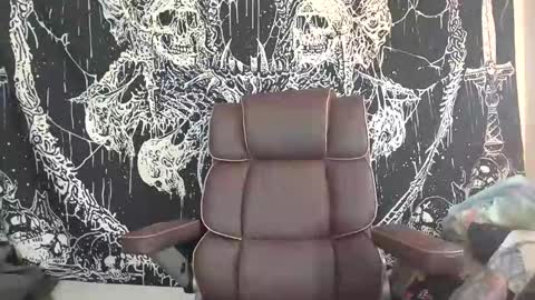 mastersmiley69 online show from April 17, 2026, 11:46 am