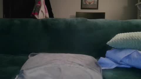 Snapshot of mastersquirter98 chatting on February 14, 2026, 9:39 am alex online show from February 14, 2026, 9:39 am