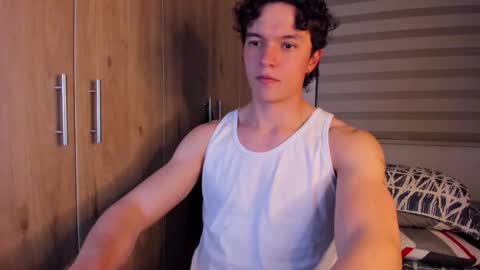 mastrangelo_x online show from October 21, 2025, 5:08 am