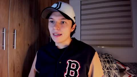 mastrangelo_x online show from April 11, 2026, 2:16 am