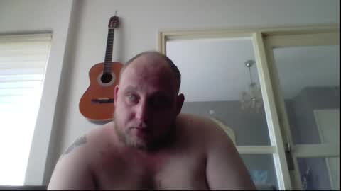 Snapshot of mastrubeertje1988 chatting on April 27, 2026, 10:35 am mastrubeertje1988 online show from April 27, 2026, 10:35 am